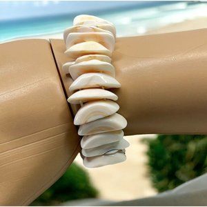 Faux Shell Stretch Bracelet Vintage Beach Surf Tribal